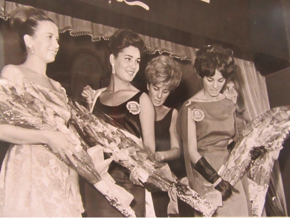 1962 Concorso Nazionale Miss Italia - Collezione Biblioteca Comunale G.D. Romagnosi: settembre 1962 - Miss al Poggio Diana