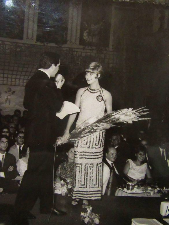 1964 Concorso Nazionale Miss Italia - Collezione Biblioteca Comunale G.D. Romagnosi: settembre 1964 - Sfilata di moda al Poggio Diana