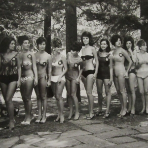 1964 Concorso Nazionale Miss Italia - Collezione Biblioteca Comunale G.D. Romagnosi: settembre 1964 - Le candidate miss in costume da bagno