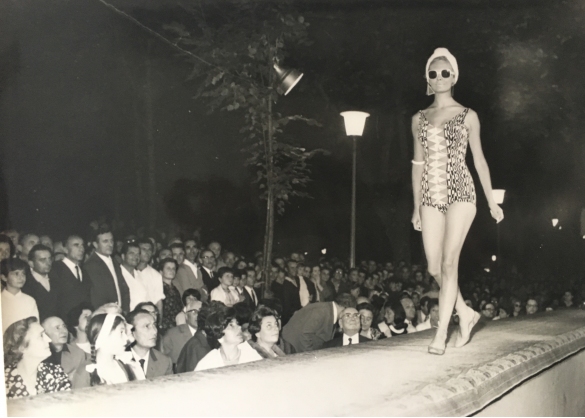1965 Concorso Nazionale Miss Italia - Collezione Biblioteca Comunale G.D. Romagnosi: settembre 1965 - Sfilata in costume da bagno