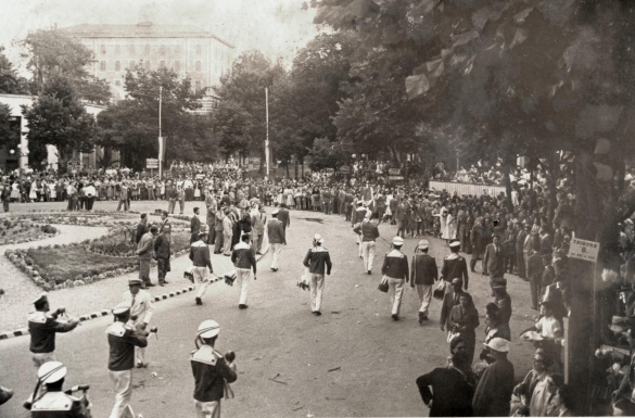 1956 Corso di Fiori - Collezione BIblioteca G.D.Romagnosi: Giugno 1956 - Panoramica dell'evento