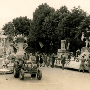 1956 Corso di Fiori - Collezione BIblioteca G.D.Romagnosi