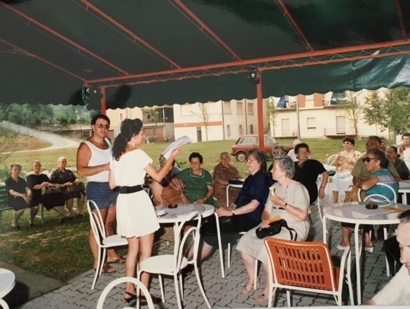 Centro Turistico Sportivo di Tabiano: Agosto 1988  - Turisti in vacanza affollano il nuovo centro turistico di Tabiano
