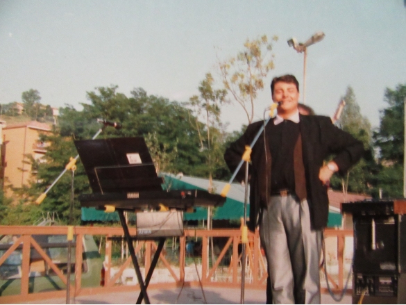 Centro Turistico Sportivo di Tabiano: 31 luglio 1988 - Musicista si esibisce all'inaugurazione del nuovo chalet 