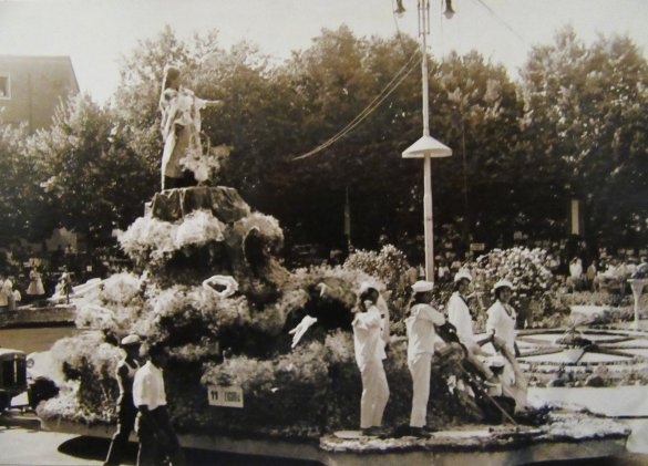 1960 Corso di Fiori - Collezione BIblioteca G.D.Romagnosi: 19 giugno 1960 - Carro n. 11 Liguria