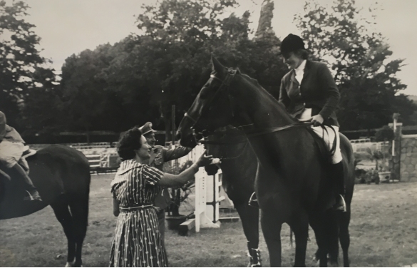 Concorso Ippico di Salsomaggiore- Collezione Biblioteca Comunale G.D. Romagnosi: 13 agosto 1960 - 38^ edizione del concorso: premiazioni