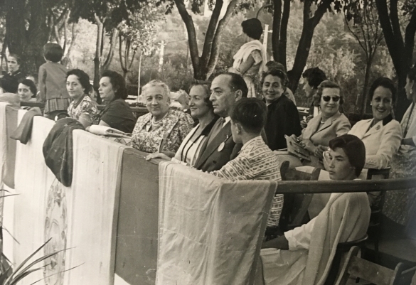 Concorso Ippico di Salsomaggiore- Collezione Biblioteca Comunale G.D. Romagnosi: 10-13 agosto 1960 - La tribuna d'onore
