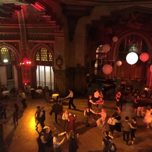 Salone Moresco Swing
