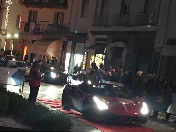 .	Mille Miglia 2018 - Arrivo Ferrari Tribute: Venerdì 18 maggio l'arrivo delle auto Ferrari al check punzonatura di Salsomaggiore Terme. Gli equipaggi sostano per la notte in città.	