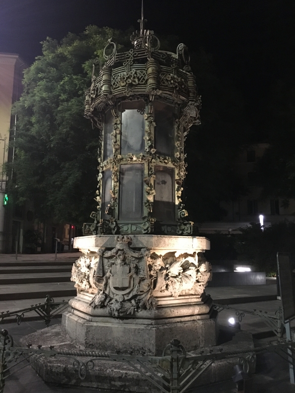 Pozzo Scotti by Night: 