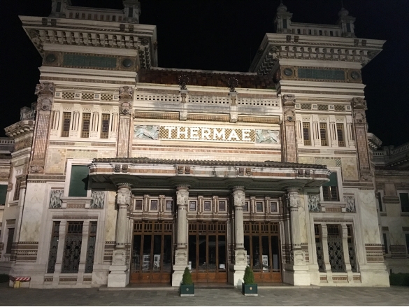 Palazzo Terme Berzieri by Night: 