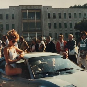 Tabiano Carosello Miss e Auto Ferrari - Collezione Biblioteca Comunale G.D. Romagnosi: 30 Agosto 1986 - Sfilata delle candidate Miss Italia sulle auto Ferrari