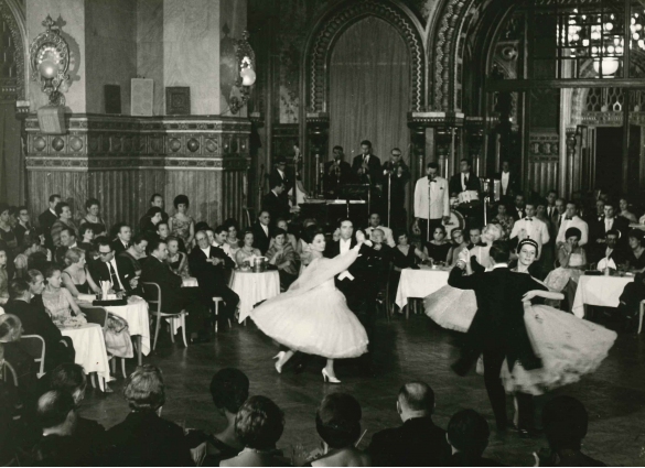 Campionati Sud Europei di Ballo per Professionisti - Collezione BIblioteca G.D.Romagnosi: 16 settembre 1961 - Salone Moresco Grand Hotel des Thermes, danceurs in gara	