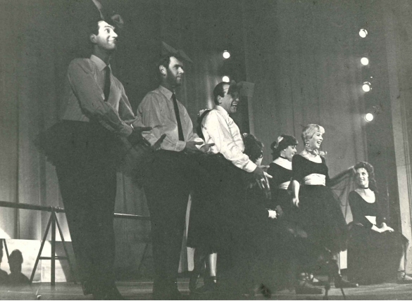 Delia Scala Show - - Collezione BIblioteca G. D. Romagnosi: 17 giugno 1961 - Delia Scala nello spettacolo di rivista al Teatro Nuovo di Salsomaggiore