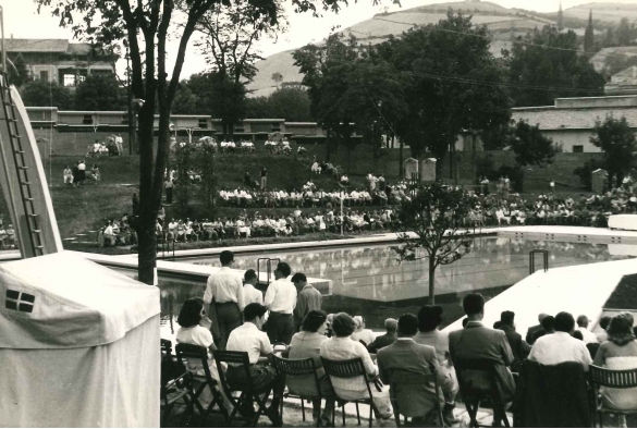 Sfilata di Moda - Collezione BIblioteca G.D.Romagnosi: Anni '60 del Novecento - Evento mondano in Piscina Leoni