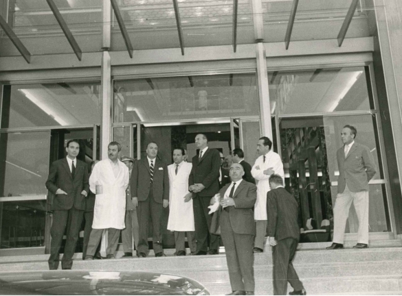 Terme di Tabiano - Collezione BIblioteca G.D.Romagnosi: Anni '60 del Novecento - Delegazione in visita alle terme di Tabiano