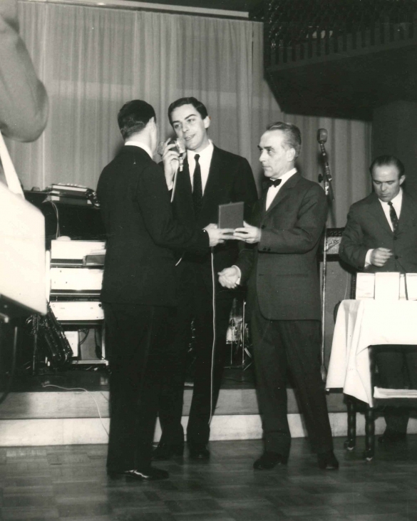 Premio Regia Televisiva - Collezione Biblioteca Comunale: Anni '60 del Novecento - Daniele Piombi al Poggio Diana conduce lo spettacolo