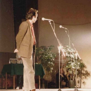1985 - Salso Film & Tv Festival: Roberto Benigni, attore, comico, regista e sceneggiatore italiano, componente della giuria Concorso Film	