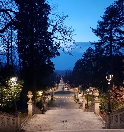 Scalinata Berardinelli by night: 