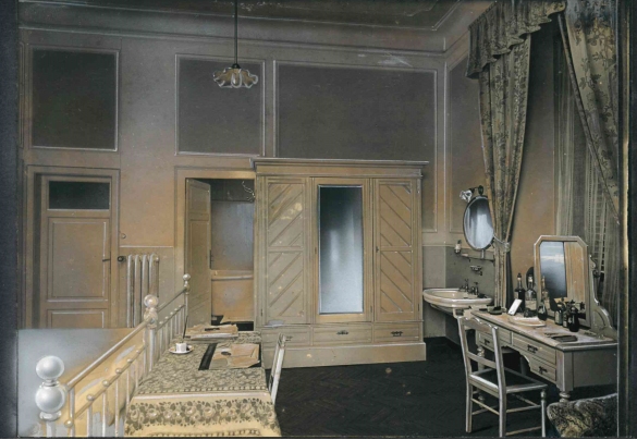 Vecchia Salso - Collezione Fotografica Digitale Famiglia Marzaroli: Primi del Novecento - Grand Hotel des Thermes, una camera ai piani superiori