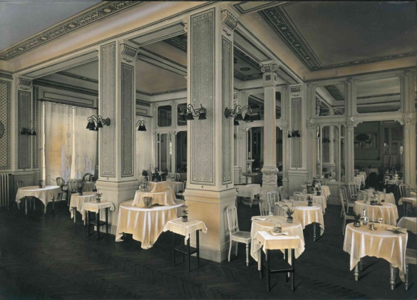 Vecchia Salso - Collezione Fotografica Digitale Famiglia Marzaroli: Primi del Novecento - La sala delle colazioni al Grand Hotel des Thermes