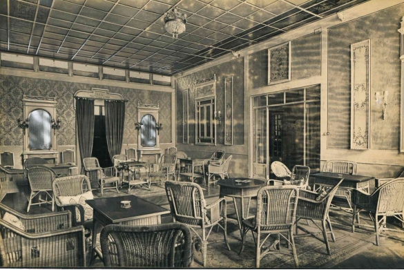 Vecchia Salso - Collezione Fotografica Digitale Famiglia Marzaroli: Primi del Novecento - Grand Hotel Regina, meraviglioso salottino in stile