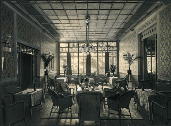 Vecchia Salso - Collezione Fotografica Digitale Famiglia Marzaroli: Primi del Novecento - Grand Hotel Regina, interno