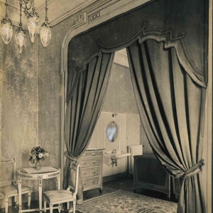 Vecchia Salso - Collezione Fotografica Digitale Famiglia Marzaroli: Primi del Novecento - Grand Hotel Regina, vista interna di una camera