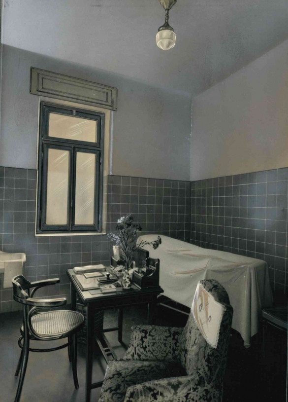 Vecchia Salso - Collezione Fotografica Digitale Famiglia Marzaroli: Primi del Novecento - Grand Hotel Regina, camerino termale