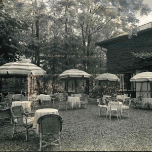 Vecchia Salso - Collezione Fotografica Digitale Famiglia Marzaroli: Primi del Novecento - Grand Hotel Regina, il giardino