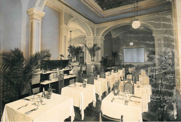 Vecchia Salso - Collezione Fotografica Digitale Famiglia Marzaroli: Primi del Novecento – Albergo Grande Detraz:  la sala da pranzo