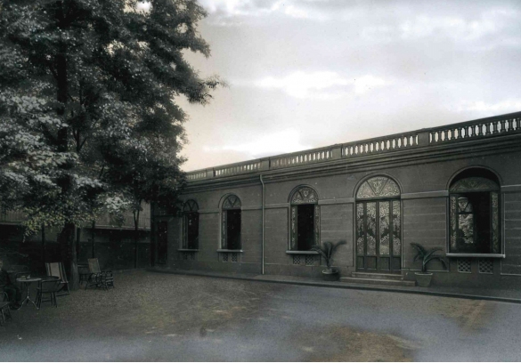 Vecchia Salso - Collezione Fotografica Digitale Famiglia Marzaroli: Primi del Novecento – Albergo Villa Ombrosa, il cortile interno
