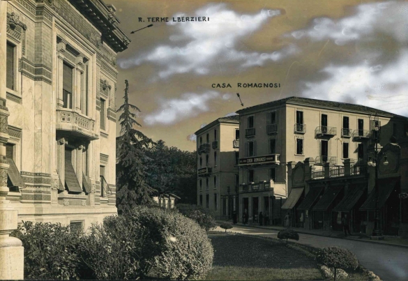 Vecchia Salso - Collezione Fotografica Digitale Famiglia Marzaroli: Primi del Novecento – Albergo Casa Romagnosi, vista panoramica da piazza Berzieri