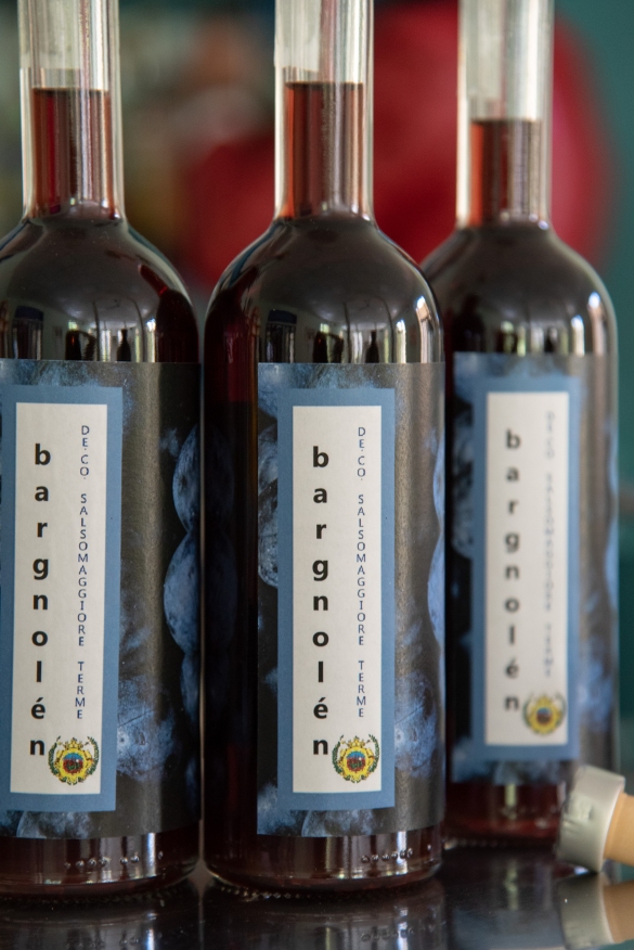 Bargnolino - Prodotto DECO di Salsomaggiore: Il Bargnulen (in dialetto salsese) è un liquore tipico della tradizione, ottimo come digestivo a fine pasto