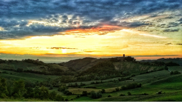 Veduta panoramica dal Castello di Contignaco: Fortezza degli Aldighieri