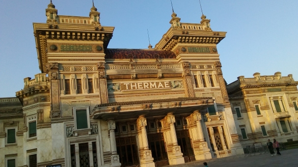 Terme Berzieri - Piazza Lorenzo Berzieri: 