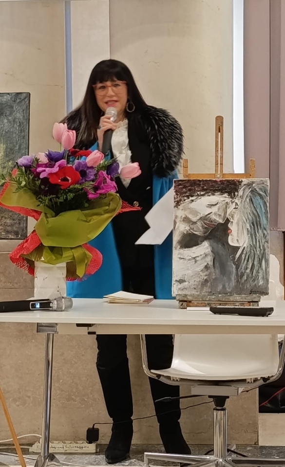 Forza e Fragilità dell'Universo Femminile: Rassegna 