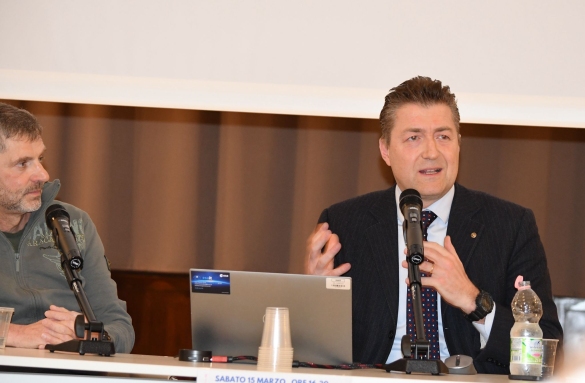 La prima donna sulla luna: Incontro con Tommaso Ghidini, all'interno della rassegna 