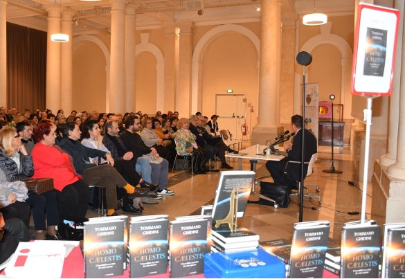 La prima donna sulla luna: Incontro con Tommaso Ghidini, all'interno della rassegna 