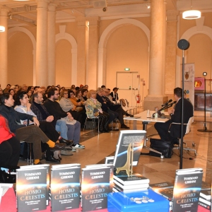 La prima donna sulla luna