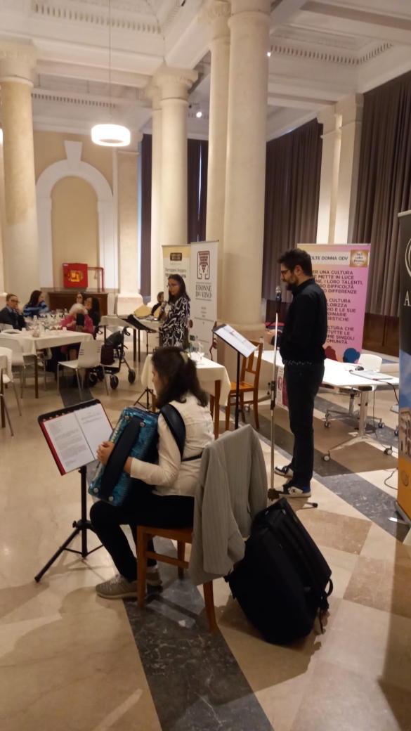 San Vitale 2025: “Storie di donne e di vini del territorio”  (organizzato da Pro Loco e 365 volte donna, in collaborazione con: AIS, Associazione donne del vino, Consorzio del Parmigiano Reggiano, Forno Pongolini)