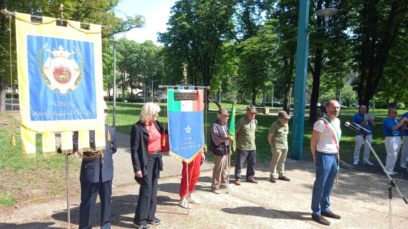 Festa della Repubblica - 2 giugno 2025: Cerimonia di consegna della costituzione ai 18enni