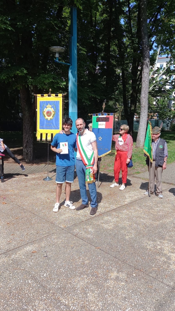 Festa della Repubblica - 2 giugno 2025: Cerimonia di consegna della costituzione ai 18enni