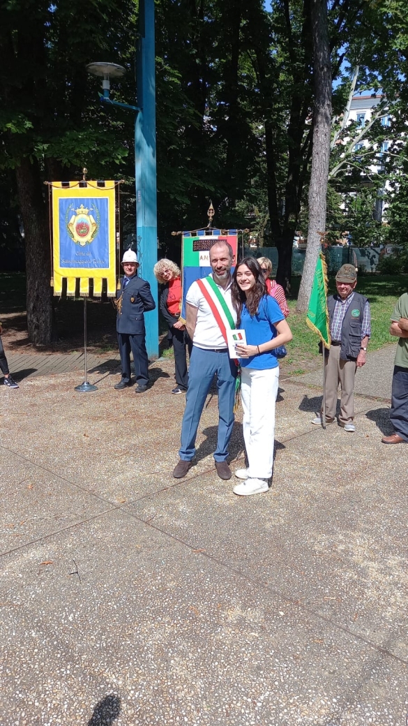 Festa della Repubblica - 2 giugno 2025: Cerimonia di consegna della costituzione ai 18enni
