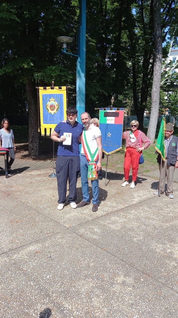 Festa della Repubblica - 2 giugno 2025: Cerimonia di Consegna della Costituzione ai 18enni
