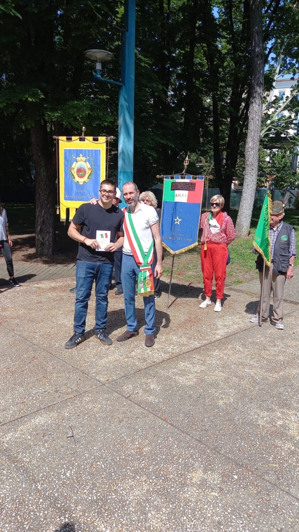 Festa della Repubblica - 2 giugno 2025: Cerimonia di Consegna della Costituzione ai 18enni