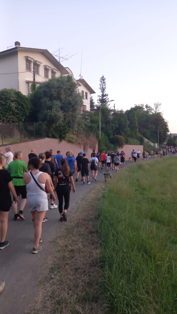 Lucciolata 2025: Camminata benefica per l’Ospedale di Vaio