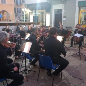 6b550075-f807-484b-abd6-90080bae9be0