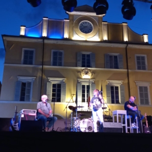 97308723-c741-4008-b6fe-f187e8951416